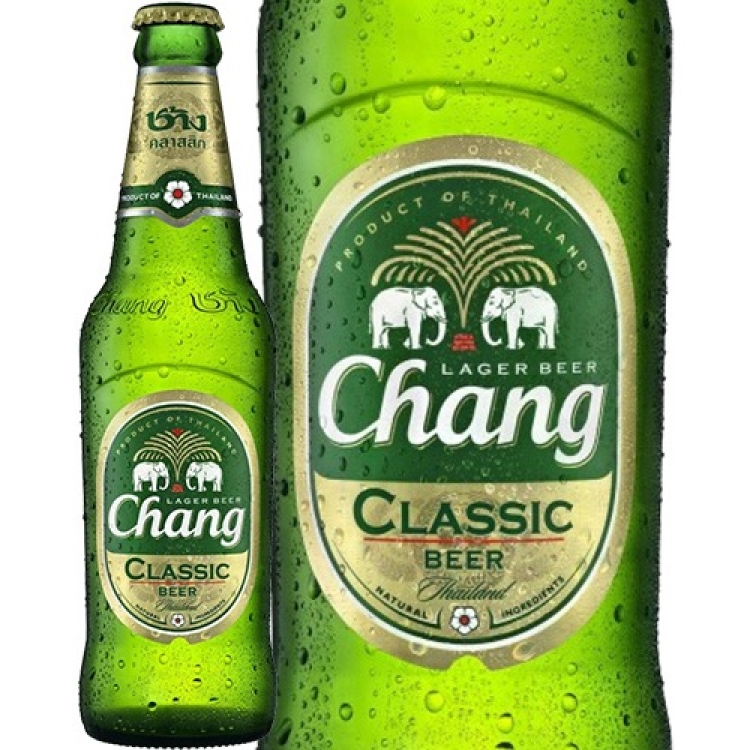 Как переводится чанг. Чанг ДРАФТ пиво. Пиво Чанг в Тайланде крепость. Пиво из Тайланда Chang. Пиво Чанг 0.33.